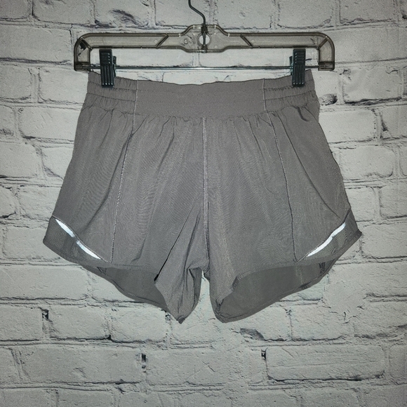 Lululemon Hotty Hot Short - Picture 7 of 13